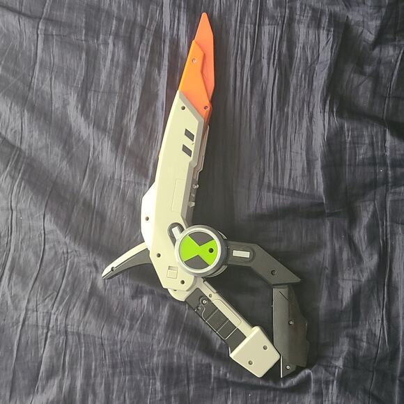 Ben 10 Omniverse Tech Gear Rook Proto Tool Gun Sword Toy 2011 - Picture 1 of 4
